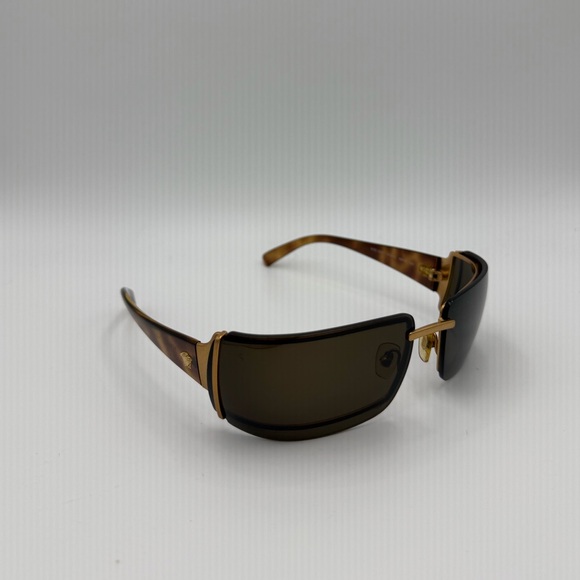 Versace Gold and Black Medusa Icon Embedded
Mod.2027 Rimless main image 4